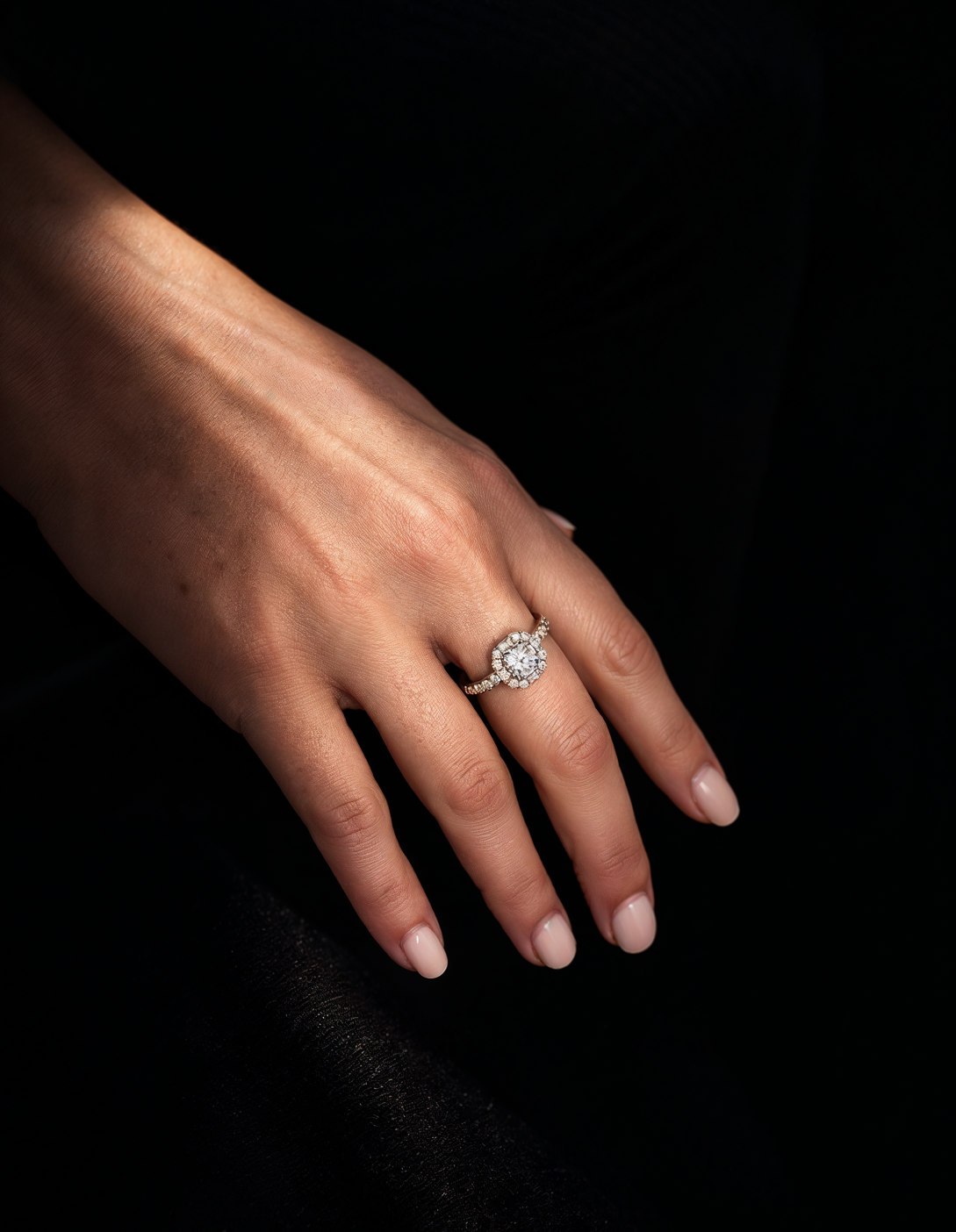 Soleil Halo Ring
